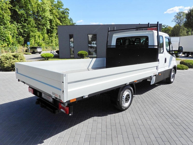Iveco DAILY 35S14 SKRZYNIA PODWÓJNA KABINA DOKA 7 MIEJSC TEMPOMAT KLIM - الشاحنات الصغيرة المسطحة, الشاحنات الصغيرة كابينة مزدوجة: صور 3 Iveco DAILY 35S14 SKRZYNIA PODWÓJNA KABINA DOKA 7 MIEJSC TEMPOMAT KLIM - الشاحنات الصغيرة المسطحة, الشاحنات الصغيرة كابينة مزدوجة: صور 3
