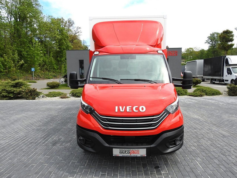 Iveco DAILY 35S18 NOWY KONTENER 10 PALET TEMPOMAT NAWIGACJA KLIMATYZAC - الشاحنات الصغيرة صندوق مغلق: صور 5 Iveco DAILY 35S18 NOWY KONTENER 10 PALET TEMPOMAT NAWIGACJA KLIMATYZAC - الشاحنات الصغيرة صندوق مغلق: صور 5