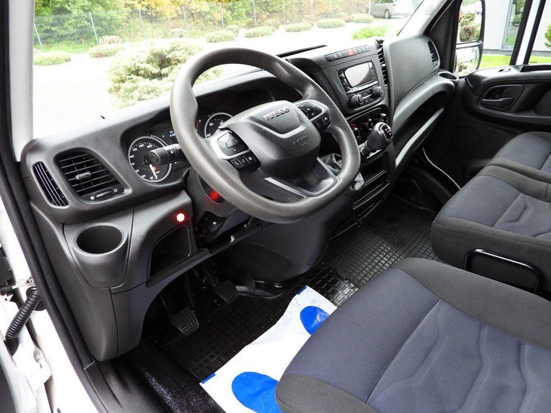Iveco DAILY 35S18 PLANDEKA WINDA 8 PALET WEBASTO TEMPOMAT KLIMATYZACJA - الشاحنات الصغيرة ستائر: صور 2 Iveco DAILY 35S18 PLANDEKA WINDA 8 PALET WEBASTO TEMPOMAT KLIMATYZACJA - الشاحنات الصغيرة ستائر: صور 2