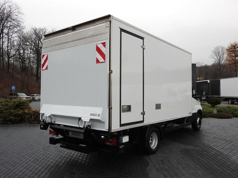 Iveco DAILY 70C17 CHŁODNIA 0*C WINDA 9 PALET ZASILANIE 230V TEMPOMAT K - الشاحنات الصغيرة المبردة: صور 3 Iveco DAILY 70C17 CHŁODNIA 0*C WINDA 9 PALET ZASILANIE 230V TEMPOMAT K - الشاحنات الصغيرة المبردة: صور 3