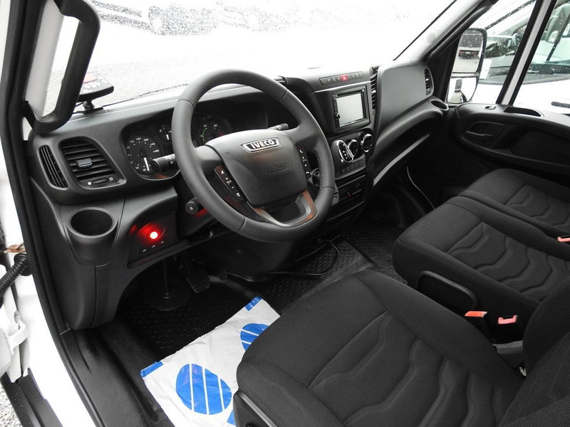 Iveco DAILY 70C17 CHŁODNIA 0*C WINDA 9 PALET ZASILANIE 230V TEMPOMAT K - الشاحنات الصغيرة المبردة: صور 2 Iveco DAILY 70C17 CHŁODNIA 0*C WINDA 9 PALET ZASILANIE 230V TEMPOMAT K - الشاحنات الصغيرة المبردة: صور 2