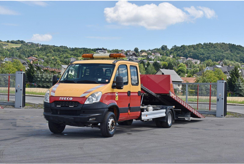 Iveco DAILY 70C17 - سيارة السحب للتصليح: صور 2 Iveco DAILY 70C17 - سيارة السحب للتصليح: صور 2