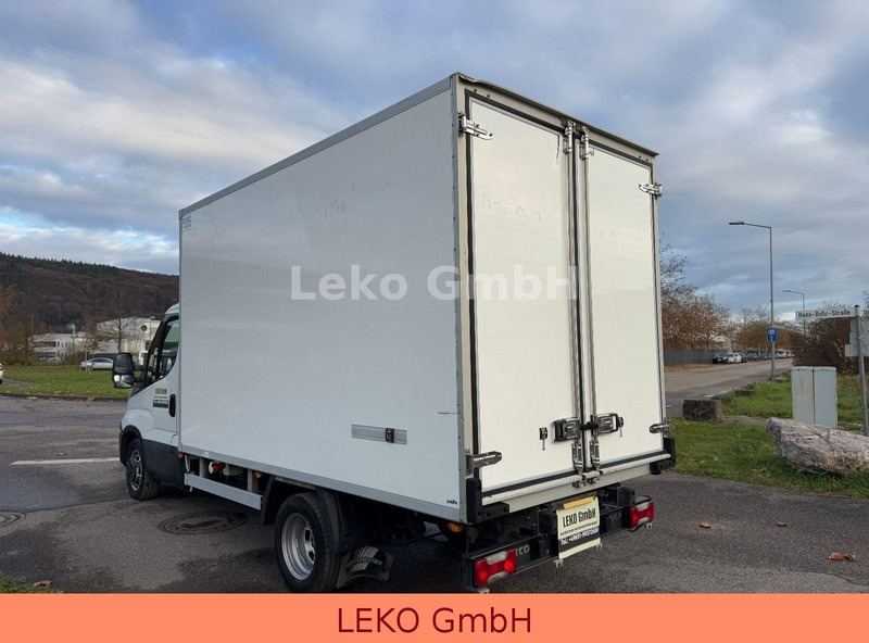 Iveco Daily 335C14 - الشاحنات الصغيرة المبردة: صور 5 Iveco Daily 335C14 - الشاحنات الصغيرة المبردة: صور 5