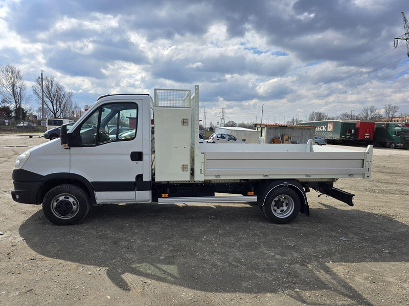 Iveco Daily 35 C 13 - Tipper + tool box - قلاب صغير: صور 5 Iveco Daily 35 C 13 - Tipper + tool box - قلاب صغير: صور 5