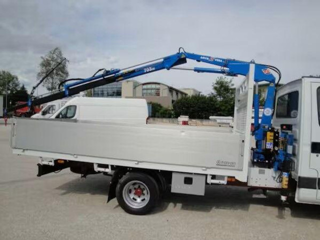 Iveco Daily 35C11 - flatbed+crane - شاحنات مسطحة, شاحنة كرين: صور 4 Iveco Daily 35C11 - flatbed+crane - شاحنات مسطحة, شاحنة كرين: صور 4