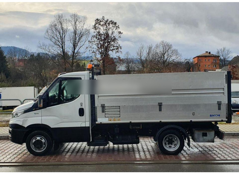 Iveco Daily 35c-14 3 way tipper BENZIN - قلاب صغير: صور 4 Iveco Daily 35c-14 3 way tipper BENZIN - قلاب صغير: صور 4