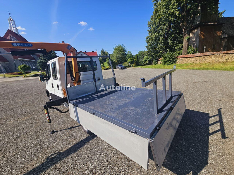 Iveco Daily 35c-15 Doka flatbed + crane Effer - الشاحنات الصغيرة المسطحة, الشاحنات الصغيرة كابينة مزدوجة: صور 3 Iveco Daily 35c-15 Doka flatbed + crane Effer - الشاحنات الصغيرة المسطحة, الشاحنات الصغيرة كابينة مزدوجة: صور 3