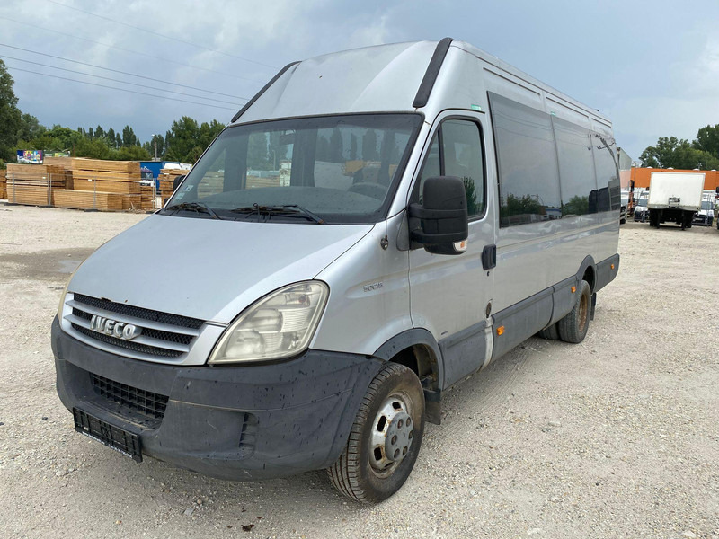 Iveco Daily 50 C 18 - 20 personal minibus - صغيرة, ميكروباص: صور 1 Iveco Daily 50 C 18 - 20 personal minibus - صغيرة, ميكروباص: صور 1