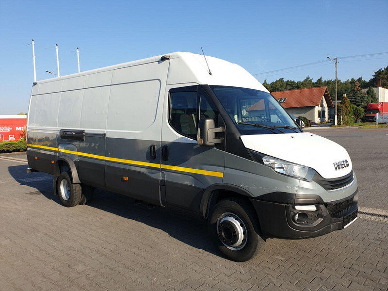 Iveco Daily 60C18 FURGON L4H2 - الشاحنات الصغيرة صندوق مغلق: صور 5 Iveco Daily 60C18 FURGON L4H2 - الشاحنات الصغيرة صندوق مغلق: صور 5