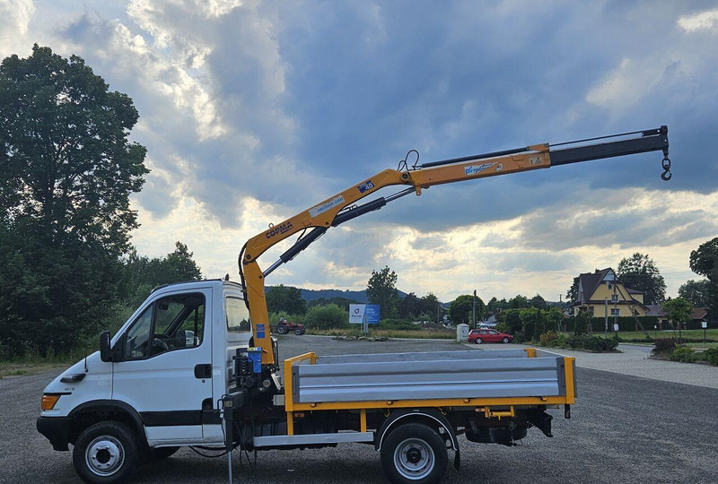 Iveco Daily 65c-15 Flatbed + crane Copma - شاحنات مسطحة, شاحنة كرين: صور 2 Iveco Daily 65c-15 Flatbed + crane Copma - شاحنات مسطحة, شاحنة كرين: صور 2