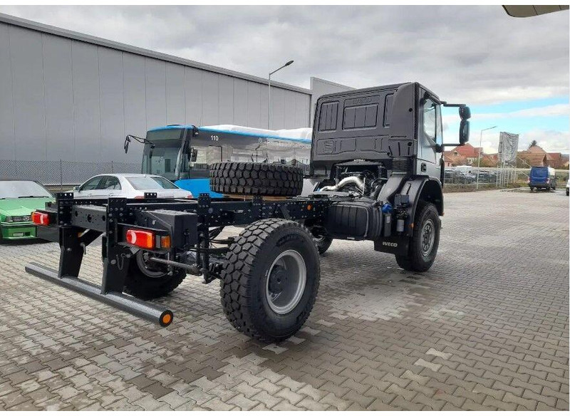 Iveco EuroCargo ML150E28WS - الشاسيه شاحنة: صور 5 Iveco EuroCargo ML150E28WS - الشاسيه شاحنة: صور 5