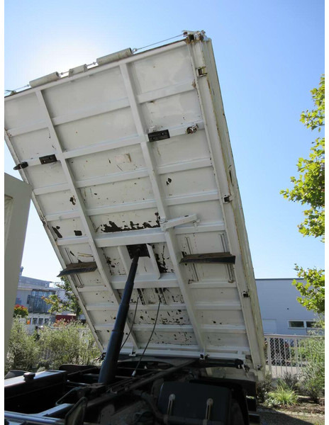 Iveco Eurocargo 120E25 - 3 way tipper - قلابات: صور 4 Iveco Eurocargo 120E25 - 3 way tipper - قلابات: صور 4