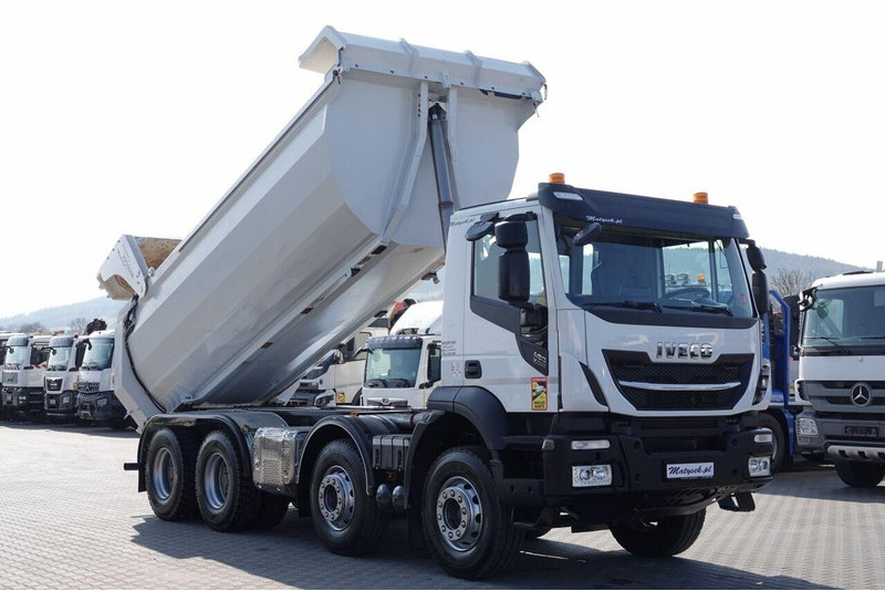 Iveco STRALIS X-WAY 480 / 8x4 / WYWROTKA TYLNOZSYP + HYDROKLAPA / OPON - قلابات: صور 4 Iveco STRALIS X-WAY 480 / 8x4 / WYWROTKA TYLNOZSYP + HYDROKLAPA / OPON - قلابات: صور 4