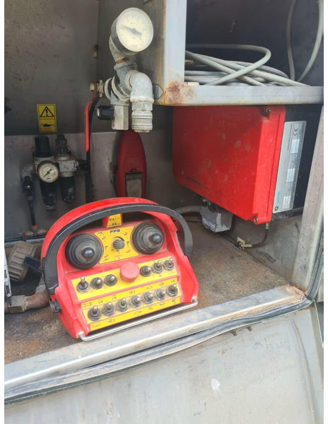 تأجير Iveco Trakker AD 260T41 - Vacuum truck Iveco Trakker AD 260T41 - Vacuum truck: صور 11