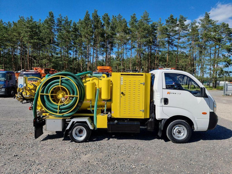 Kia Csatornatisztító - فراغ شاحنة: صور 4 Kia Csatornatisztító - فراغ شاحنة: صور 4