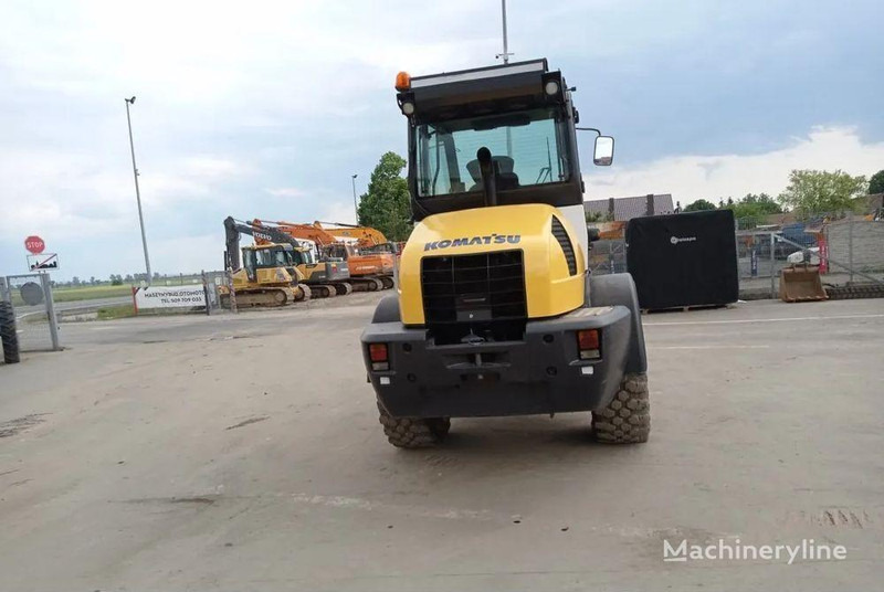 Komatsu WA 90-6 wheel loader - اللودر بعجل: صور 1 Komatsu WA 90-6 wheel loader - اللودر بعجل: صور 1
