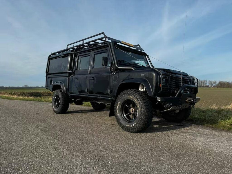 Land Rover Defender 130 - Off road 4x4 - سيارة دفع رباعي: صور 2 Land Rover Defender 130 - Off road 4x4 - سيارة دفع رباعي: صور 2