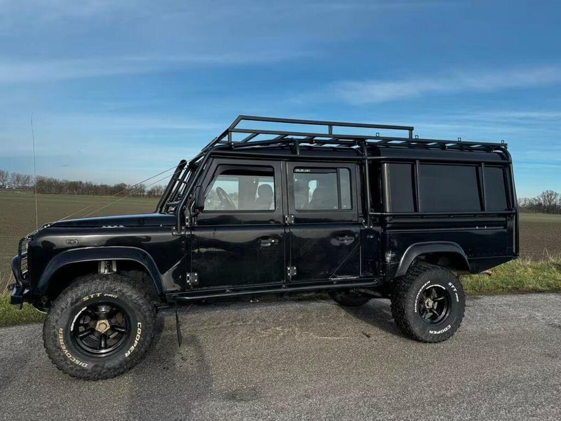 Land Rover Defender 130 - Off road 4x4 - سيارة دفع رباعي: صور 5 Land Rover Defender 130 - Off road 4x4 - سيارة دفع رباعي: صور 5