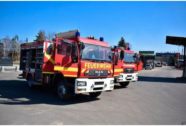 MAN 4x4 Firetruck Feuerwehr DOKA Expedition Camper - المطافئ: صور 2 MAN 4x4 Firetruck Feuerwehr DOKA Expedition Camper - المطافئ: صور 2