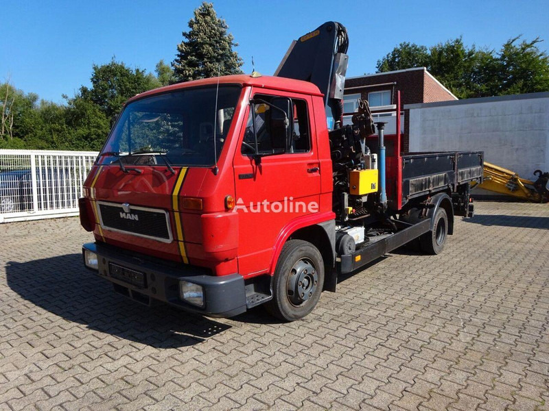 MAN 9.150 - Flatbed+crane - شاحنات مسطحة, شاحنة كرين: صور 1 MAN 9.150 - Flatbed+crane - شاحنات مسطحة, شاحنة كرين: صور 1