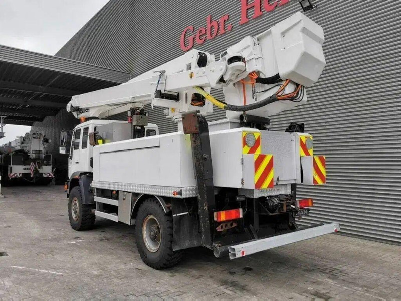 MAN MAN - 18.280 - Lifting basket 20,3 m - 4x4 - شاحنة, شاحنة كرين: صور 4 MAN MAN - 18.280 - Lifting basket 20,3 m - 4x4 - شاحنة, شاحنة كرين: صور 4