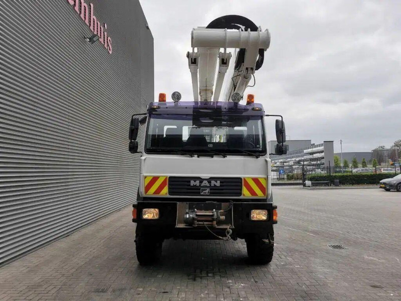 MAN MAN - 18.280 - Lifting basket 20,3 m - 4x4 - شاحنة, شاحنة كرين: صور 2 MAN MAN - 18.280 - Lifting basket 20,3 m - 4x4 - شاحنة, شاحنة كرين: صور 2