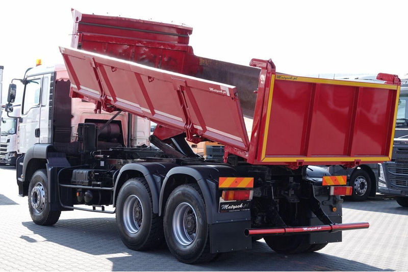 MAN TGA 33.390 / 6X4 / WYWROTKA 2 STRONNA / HYDROBURTA / MANUAL / SP - قلابات: صور 2 MAN TGA 33.390 / 6X4 / WYWROTKA 2 STRONNA / HYDROBURTA / MANUAL / SP - قلابات: صور 2