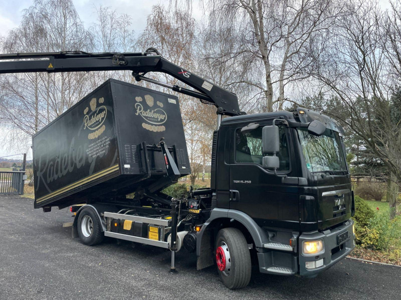 MAN TGM 15.250 Hoof lift + Crane - شاحنة ذات الخطاف, شاحنة كرين: صور 4 MAN TGM 15.250 Hoof lift + Crane - شاحنة ذات الخطاف, شاحنة كرين: صور 4