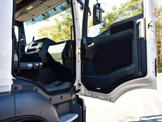 تأجير MAN TGM 18.340 4x4 PALFINGER PK 18002 CRANE WINCH MAN TGM 18.340 4x4 PALFINGER PK 18002 CRANE WINCH: صور 11 تأجير MAN TGM 18.340 4x4 PALFINGER PK 18002 CRANE WINCH MAN TGM 18.340 4x4 PALFINGER PK 18002 CRANE WINCH: صور 11