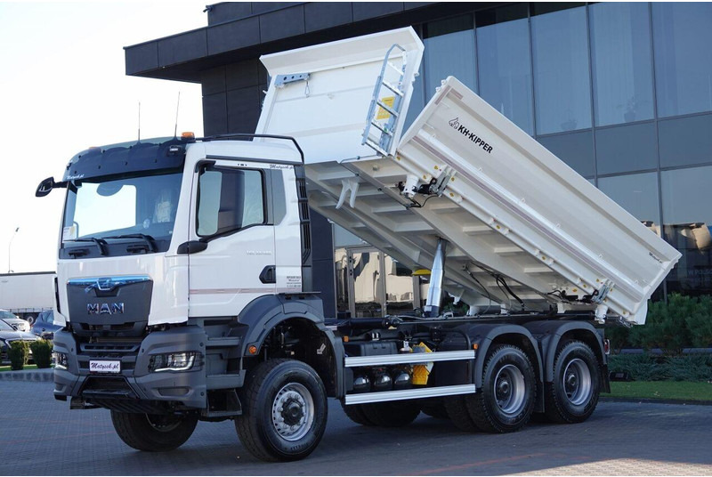 MAN TGS 33.TGS 33.480 / 6X6 / WYWROTKA 3 STRONNA / BORDMATIC / KH KI - قلابات: صور 5 MAN TGS 33.TGS 33.480 / 6X6 / WYWROTKA 3 STRONNA / BORDMATIC / KH KI - قلابات: صور 5