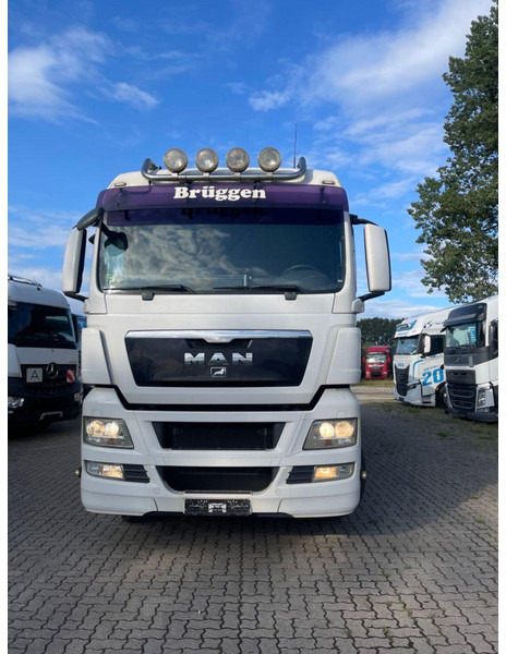 MAN TGX 26.400 6x2-2 LL 3 Stück Finkl Hubdach - شاحنة نقل المواشي شاحنة: صور 3 MAN TGX 26.400 6x2-2 LL 3 Stück Finkl Hubdach - شاحنة نقل المواشي شاحنة: صور 3