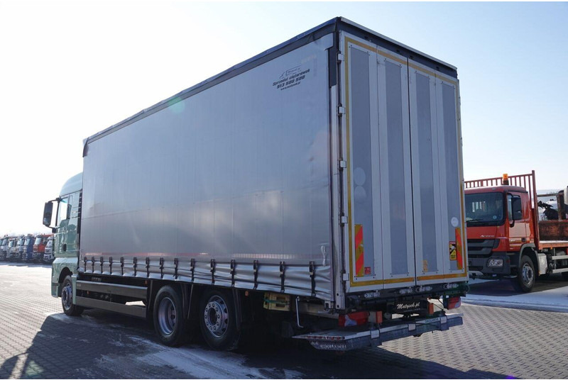 MAN TGX 26.440 / 6x2 / FIRANKA - 8,15 m / SOLÓWKA / WINDA ZAŁADOWCZA - شاحنة ستارة: صور 4 MAN TGX 26.440 / 6x2 / FIRANKA - 8,15 m / SOLÓWKA / WINDA ZAŁADOWCZA - شاحنة ستارة: صور 4