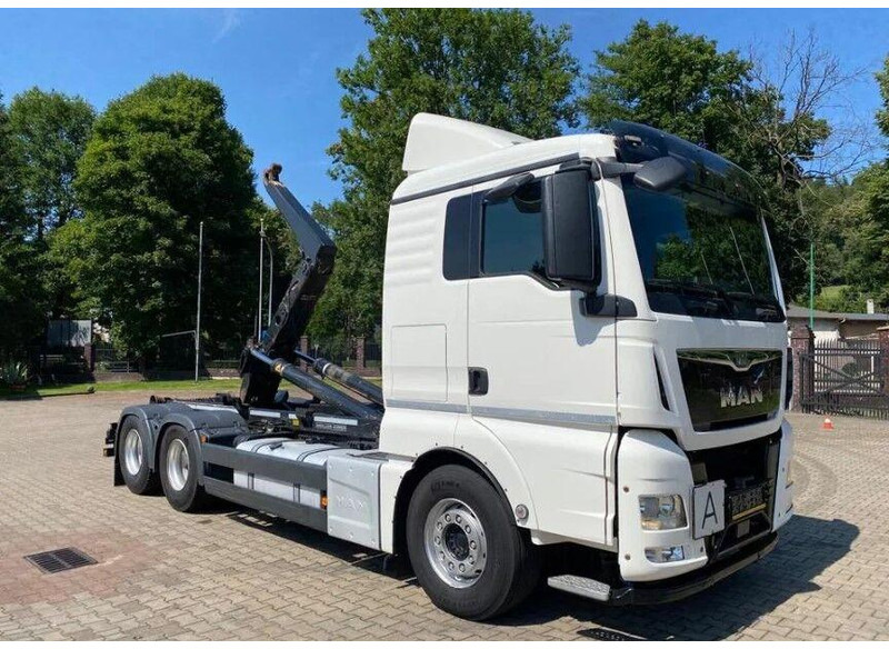 MAN TGX 26.440 - شاحنة ذات الخطاف: صور 4 MAN TGX 26.440 - شاحنة ذات الخطاف: صور 4