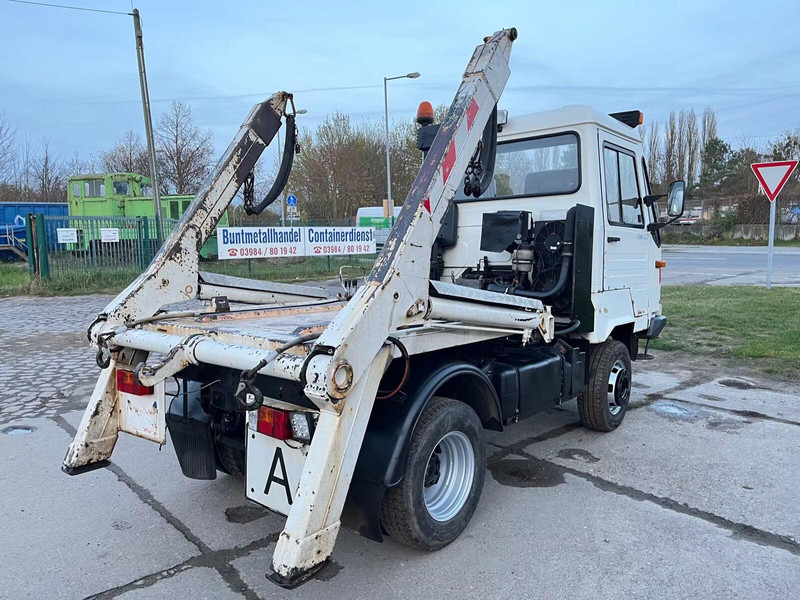 MULTICAR M26 Profi Line - Skip loader truck - شاحنات قابلة للفك شاحنة: صور 3 MULTICAR M26 Profi Line - Skip loader truck - شاحنات قابلة للفك شاحنة: صور 3