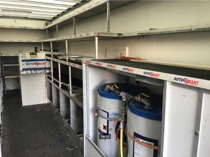 شاحنة جرار صغيرة Mercedes-Benz 413 CDI BE Mini Trekker + Workshop Trailer: صور 8 شاحنة جرار صغيرة Mercedes-Benz 413 CDI BE Mini Trekker + Workshop Trailer: صور 8