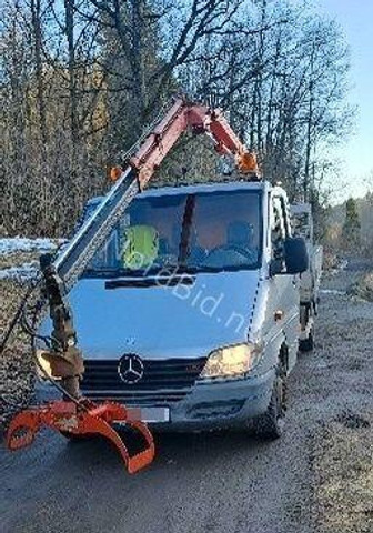 Mercedes-Benz 413 - Doka tipper+crane with gripper - قلابات, شاحنة كرين: صور 1 Mercedes-Benz 413 - Doka tipper+crane with gripper - قلابات, شاحنة كرين: صور 1