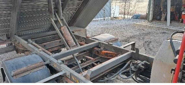 قلابات, شاحنة كرين Mercedes-Benz 413 - Doka tipper+crane with gripper: صور 12