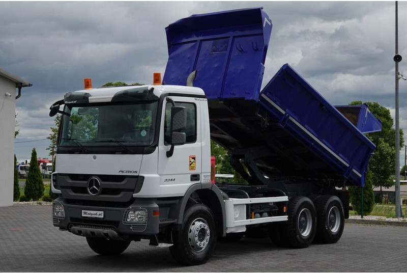 Mercedes-Benz ACTROS 3344 / 6x4 / WYWROTKA 2 STR / BORDMATIC / HYDROBURTA / HY - قلابات: صور 2 Mercedes-Benz ACTROS 3344 / 6x4 / WYWROTKA 2 STR / BORDMATIC / HYDROBURTA / HY - قلابات: صور 2