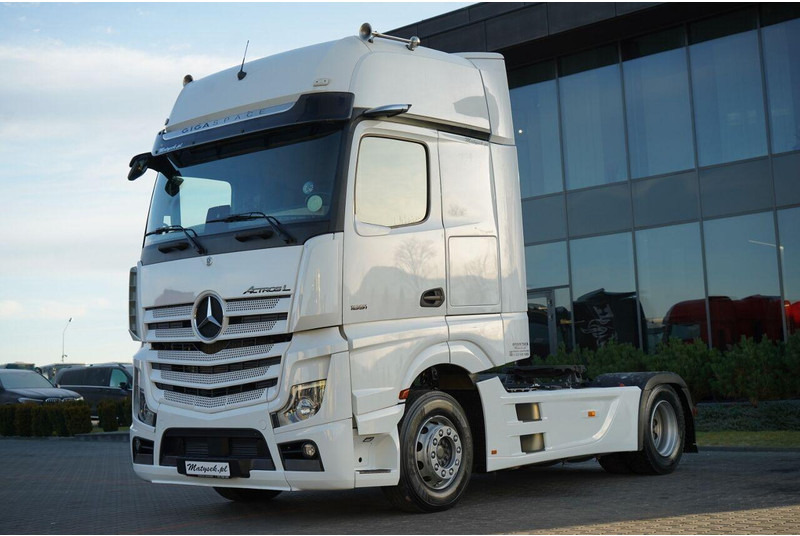 Mercedes-Benz ACTROS L 1851 / GIGA SPACE / RETARDER / 2022 R - شاحنة جرار: صور 1 Mercedes-Benz ACTROS L 1851 / GIGA SPACE / RETARDER / 2022 R - شاحنة جرار: صور 1