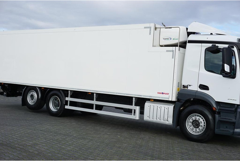 تأجير Mercedes-Benz ANTOS / 2535 / EURO 6 / CHŁODNIA + WINDA / 23 PALETY / OŚ SKRĘTN Mercedes-Benz ANTOS / 2535 / EURO 6 / CHŁODNIA + WINDA / 23 PALETY / OŚ SKRĘTN: صور 15 تأجير Mercedes-Benz ANTOS / 2535 / EURO 6 / CHŁODNIA + WINDA / 23 PALETY / OŚ SKRĘTN Mercedes-Benz ANTOS / 2535 / EURO 6 / CHŁODNIA + WINDA / 23 PALETY / OŚ SKRĘTN: صور 15