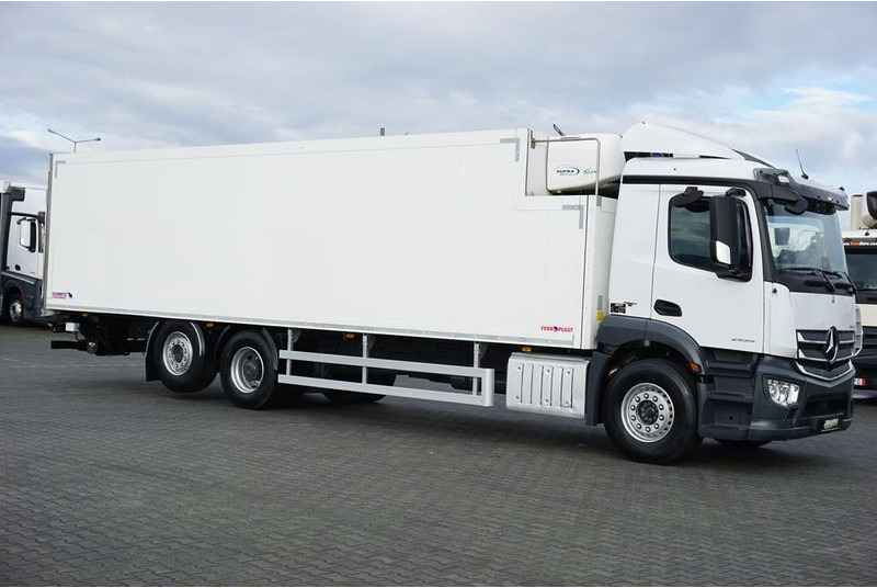 Mercedes-Benz ANTOS / 2535 / EURO 6 / CHŁODNIA + WINDA / 23 PALETY / OŚ SKRĘTN - مبردة شاحنة: صور 4 Mercedes-Benz ANTOS / 2535 / EURO 6 / CHŁODNIA + WINDA / 23 PALETY / OŚ SKRĘTN - مبردة شاحنة: صور 4