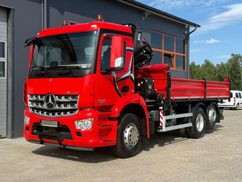 Mercedes-Benz AROCS 2532 // E6 // wywrotka 3-Stronna + HIAB HIDUO 158 B-2 // 6 - قلابات, شاحنة كرين: صور 4 Mercedes-Benz AROCS 2532 // E6 // wywrotka 3-Stronna + HIAB HIDUO 158 B-2 // 6 - قلابات, شاحنة كرين: صور 4
