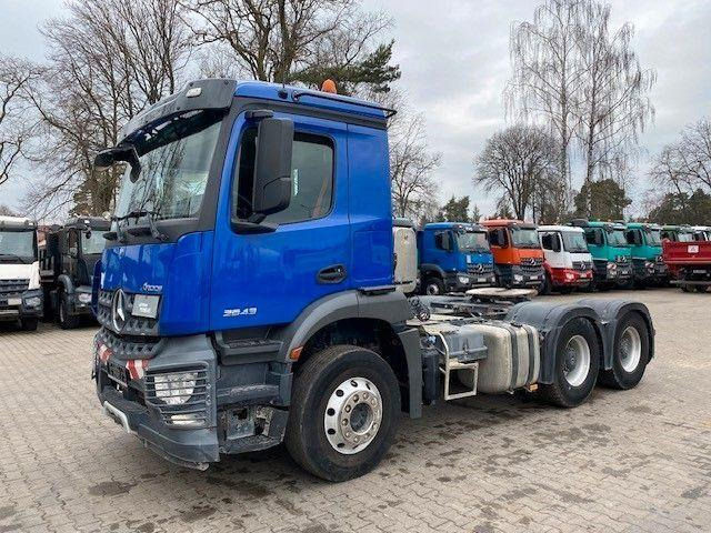 Mercedes-Benz AROCS 2643 6X4 EURO 6 SATTELZUG - شاحنة جرار: صور 3 Mercedes-Benz AROCS 2643 6X4 EURO 6 SATTELZUG - شاحنة جرار: صور 3