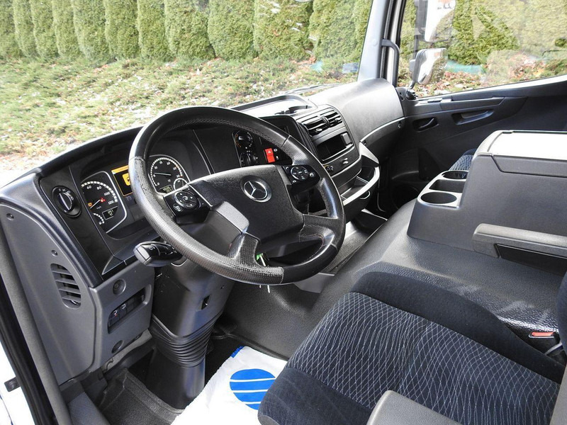 Mercedes-Benz ATEGO 12.24 KONTENER WINDA 18 PALET TEMPOMAT KLIMATYZACJA AUTOMA - بصندوق مغلق شاحنة: صور 2 Mercedes-Benz ATEGO 12.24 KONTENER WINDA 18 PALET TEMPOMAT KLIMATYZACJA AUTOMA - بصندوق مغلق شاحنة: صور 2