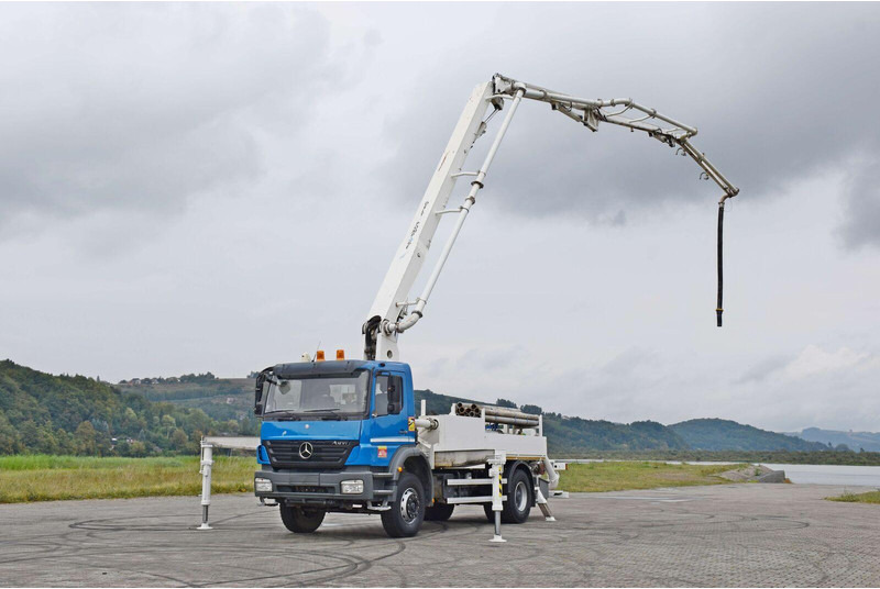 Mercedes-Benz AXOR 1833 - مضخة خرسانة: صور 3 Mercedes-Benz AXOR 1833 - مضخة خرسانة: صور 3