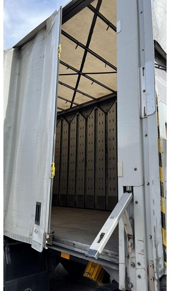 Mercedes-Benz Actros 1845 - شاحنة جرار: صور 3 Mercedes-Benz Actros 1845 - شاحنة جرار: صور 3