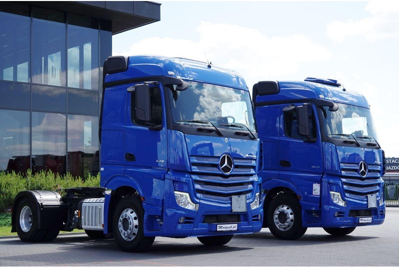 Mercedes-Benz Actros 1848 - شاحنة جرار: صور 4 Mercedes-Benz Actros 1848 - شاحنة جرار: صور 4