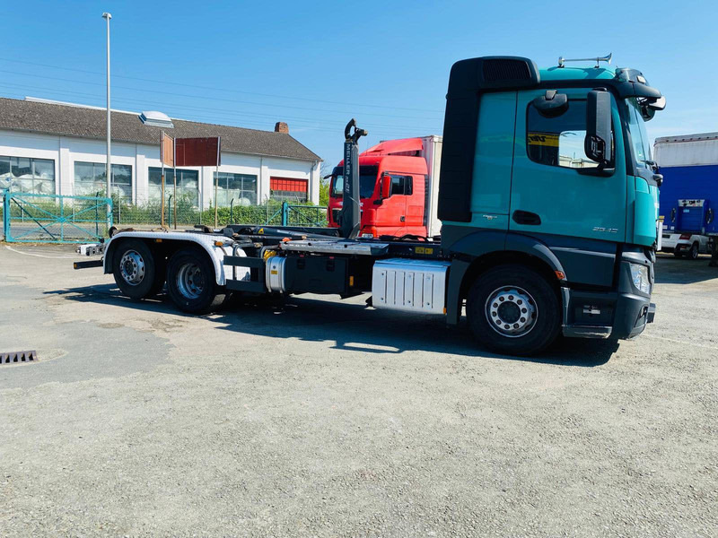 Mercedes-Benz Actros 2545 Meileraufbau GUTER ZUSTAND - شاحنات مسطحة, شاحنة كرين: صور 3 Mercedes-Benz Actros 2545 Meileraufbau GUTER ZUSTAND - شاحنات مسطحة, شاحنة كرين: صور 3