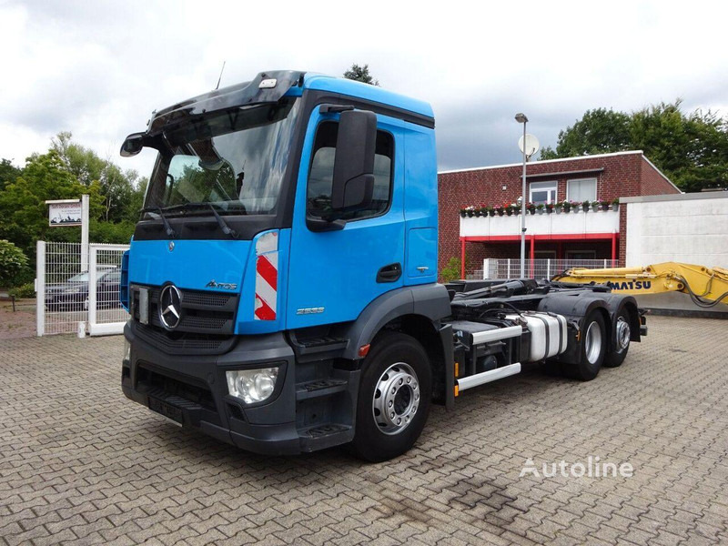Mercedes-Benz Antos 2533 - Hook lift truck 6x2 - شاحنة ذات الخطاف: صور 2 Mercedes-Benz Antos 2533 - Hook lift truck 6x2 - شاحنة ذات الخطاف: صور 2