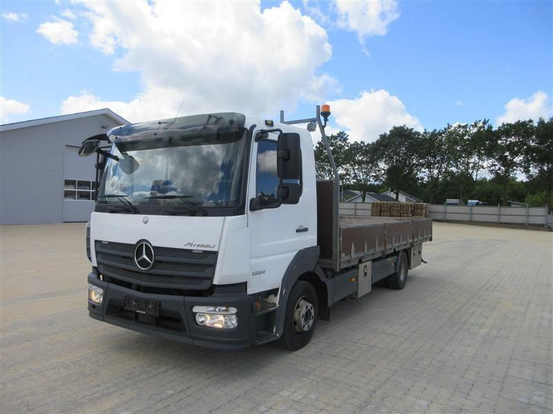 Mercedes-Benz Atego 1224 LNR - شاحنات مسطحة, شاحنة كرين: صور 2 Mercedes-Benz Atego 1224 LNR - شاحنات مسطحة, شاحنة كرين: صور 2